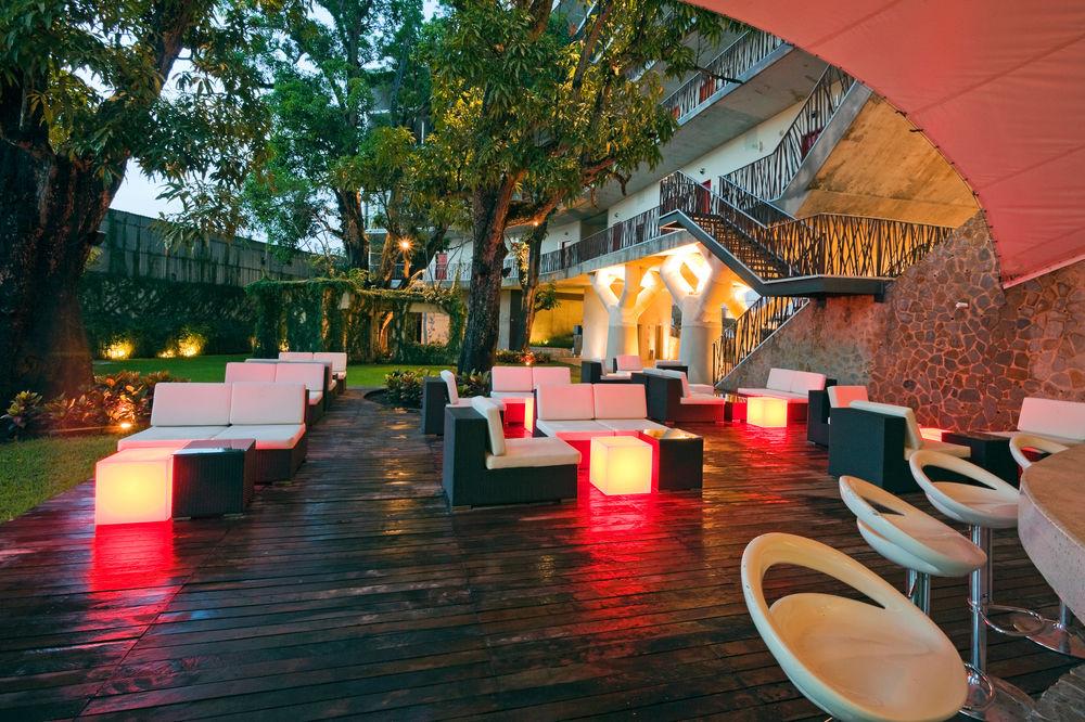 Courtyard By Marriott Tuxpan  Buitenkant foto